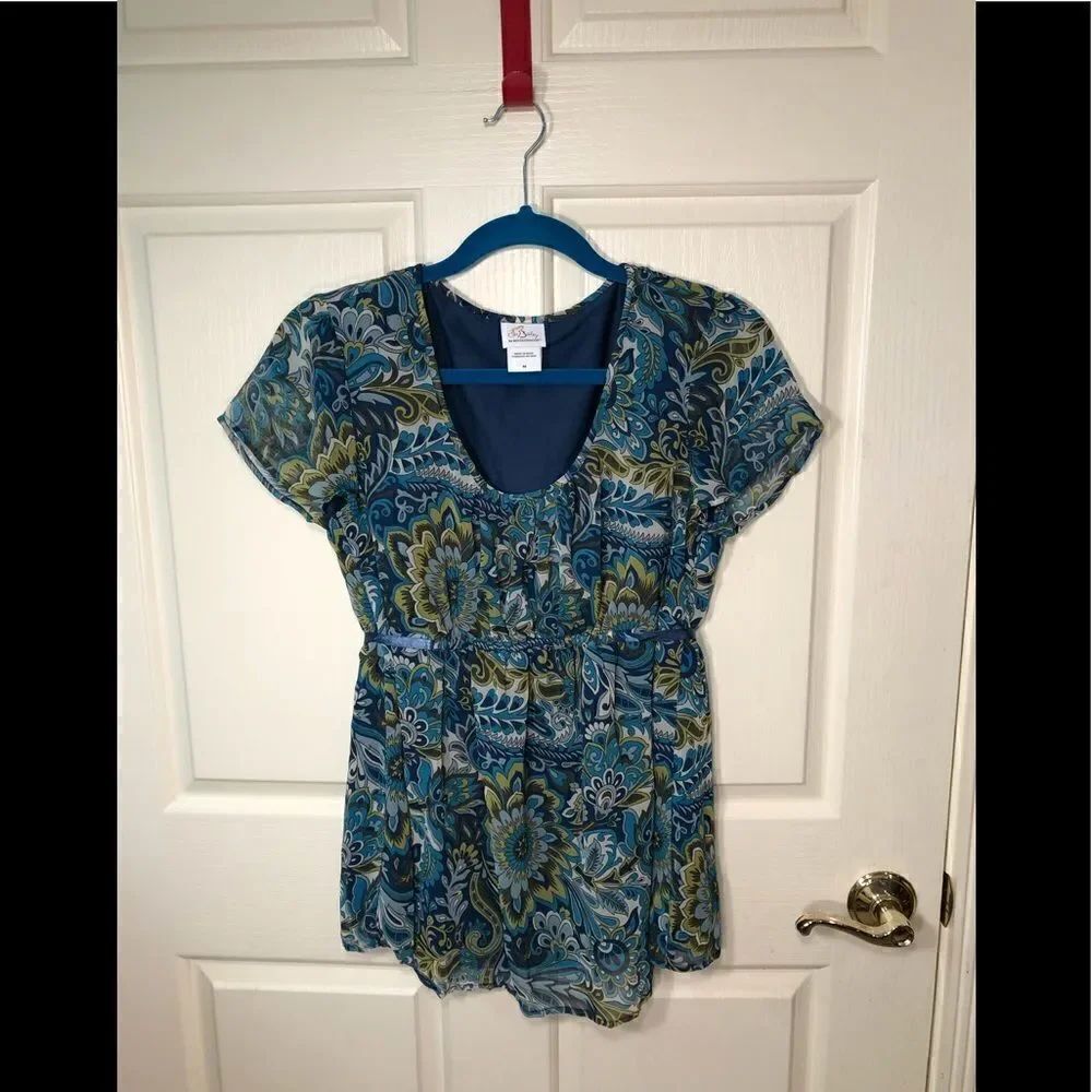 Oh Baby by Motherhood blouse
